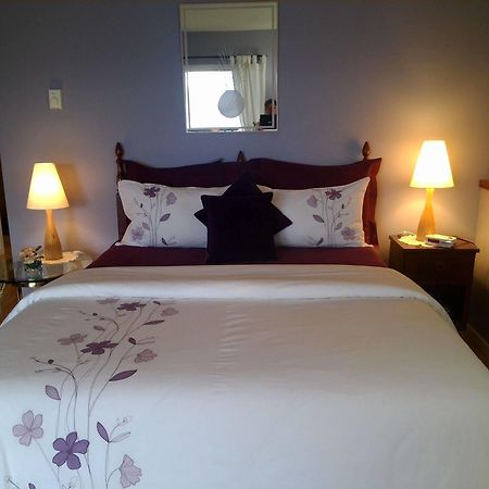 Sechelt Inlet B&B Ngoại thất bức ảnh
